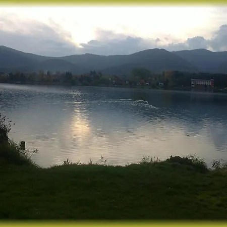 Koruna בית הארחה 2*